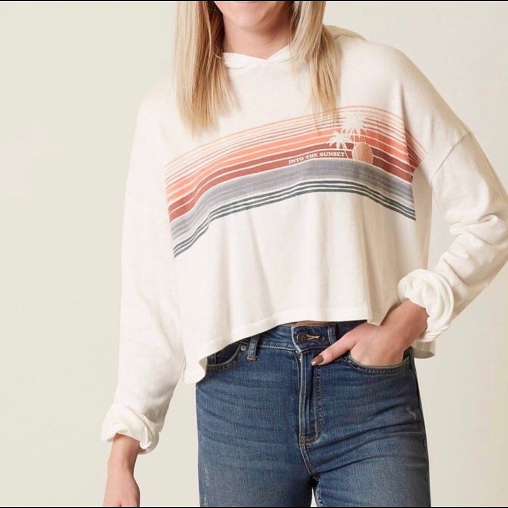 Billabong Cropped Hooded Tee. L - Picture 2 of 8